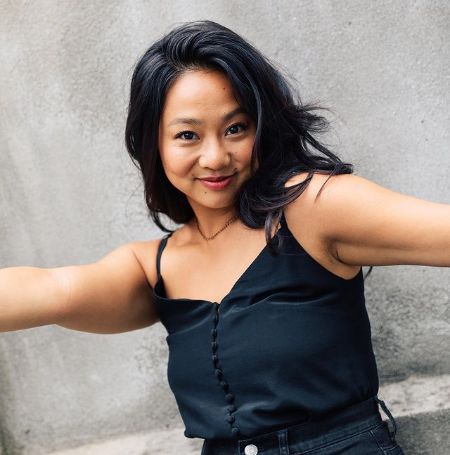 Stephanie Hsu is not married.